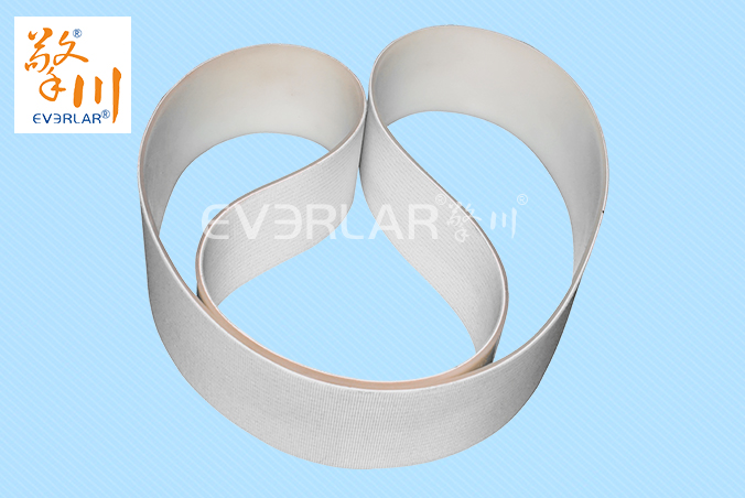 牽引機(jī)、夾瓶機(jī)輸送帶