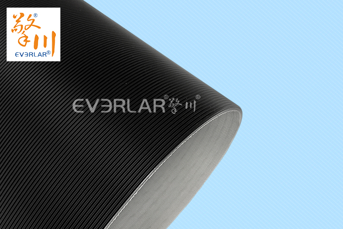 黑色直紋PVC輸送帶耐磨防滑包裝行業(yè)生產(chǎn)線設(shè)備傳輸帶擎川定制